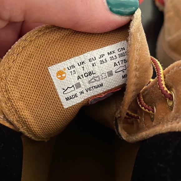 Off White x Timberland Boots - Picture 5 of 7